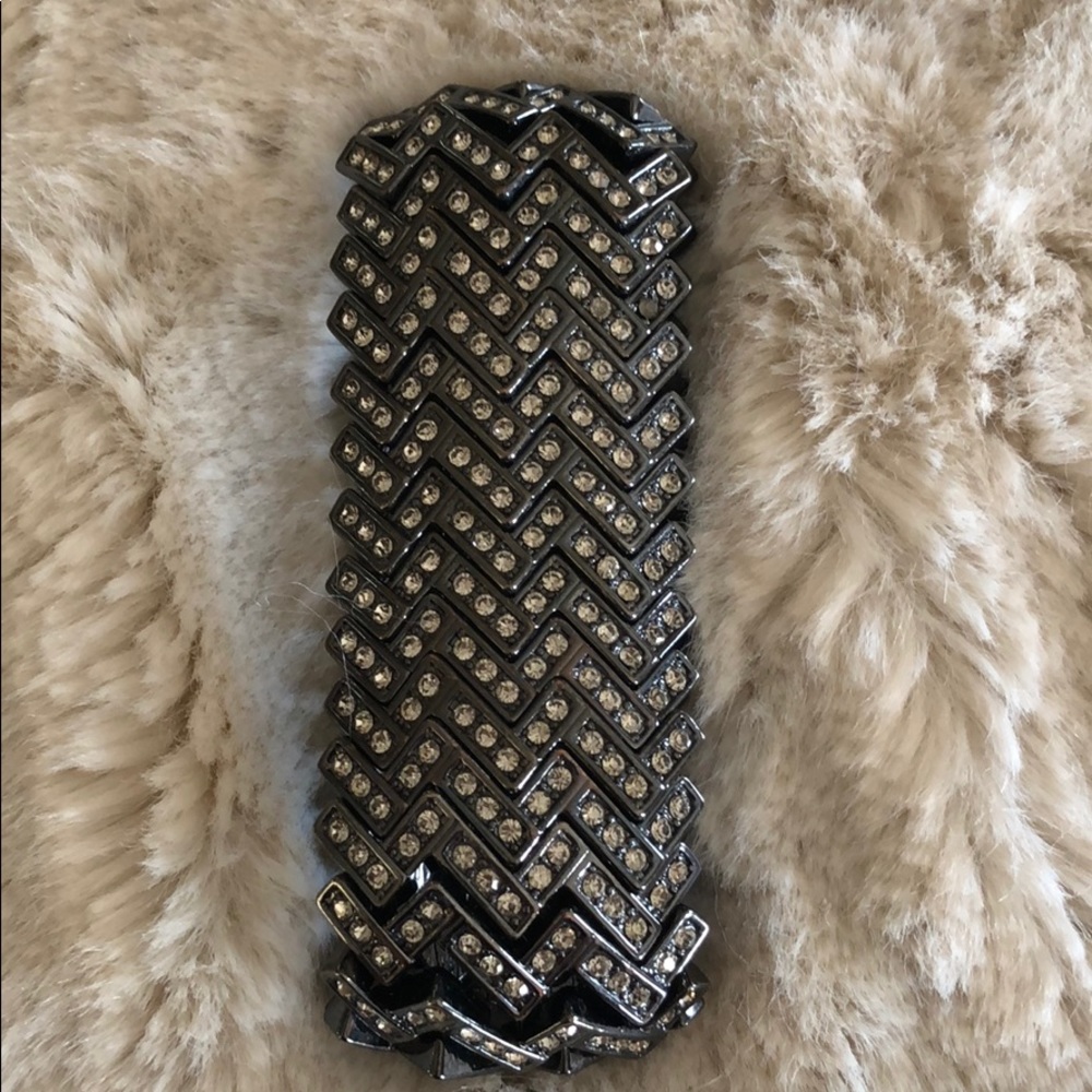 Ann Taylor Bracelet in Gunmetal - Picture 5 of 7